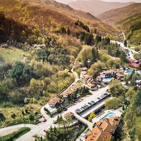 Вълеви Къщи Chiflik Εξωτερικό φωτογραφία