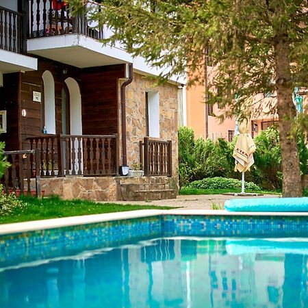 Вълеви Къщи Chiflik Εξωτερικό φωτογραφία